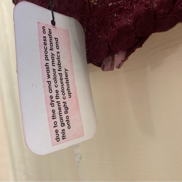 LF Millau Maroon Lace Sheer Crop Tank NWT - Picture 8 of 9